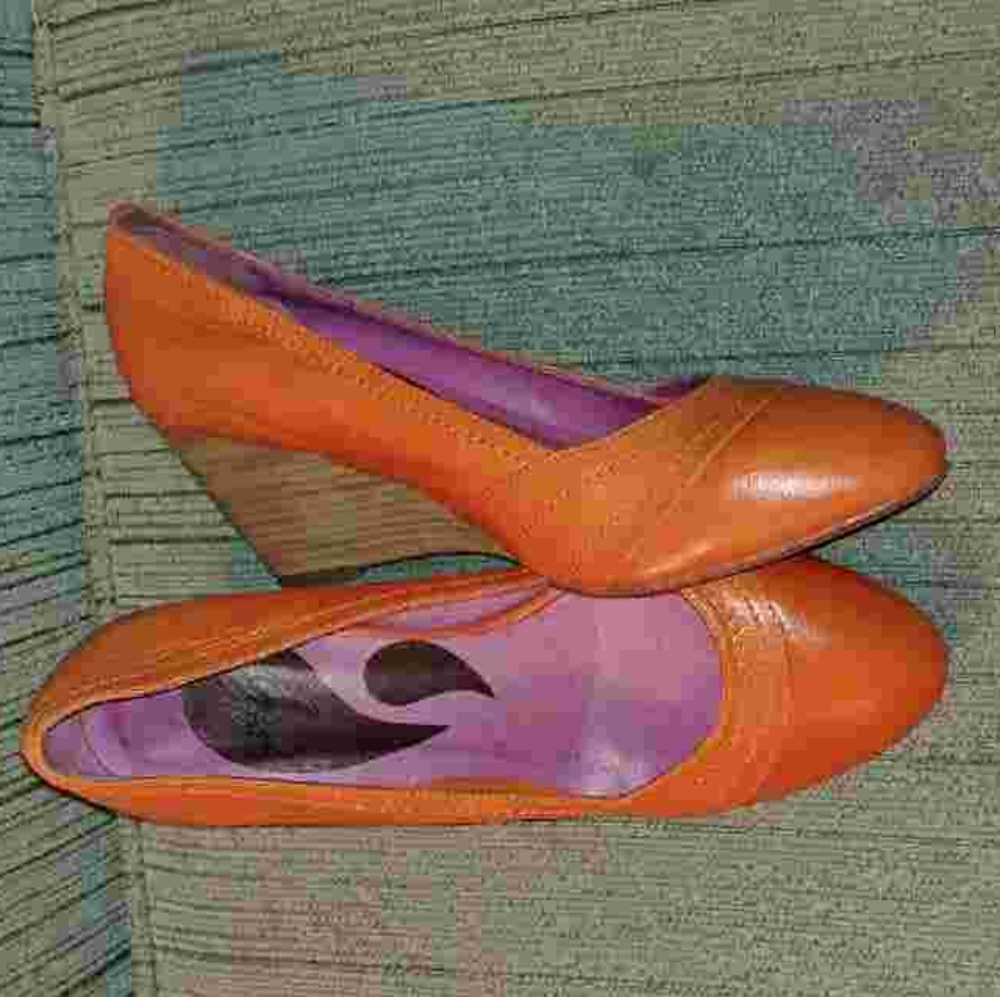 JUMP Brand Trinity wedge heel shoes